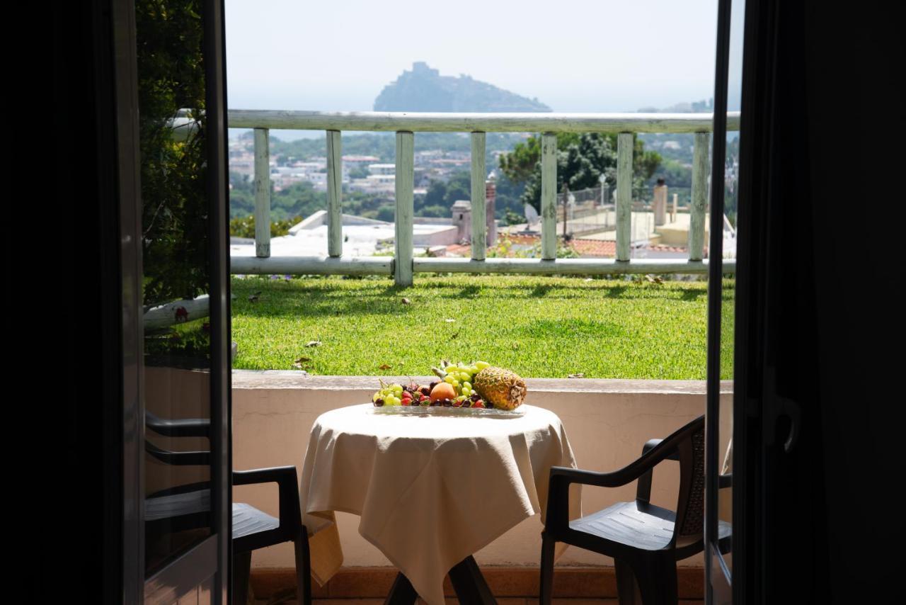 Hotel Villa Ireos Casamicciola Terme Buitenkant foto
